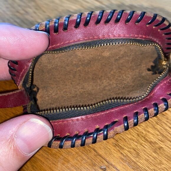 Vintage tooled Floral Coin Purse EUC. - Picture 7 of 7